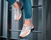 3 Best Jeans For Women You Can Buy Online